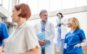 Bundestag stimmt Krankenhausreform 2025 zu
